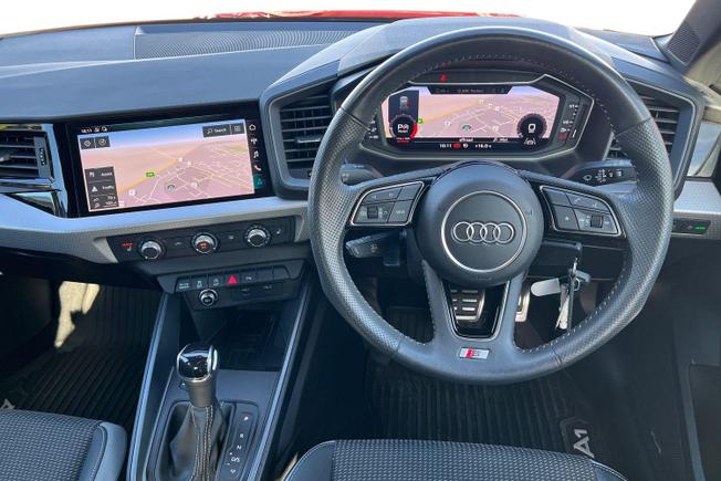 AUDI A1 Photo 11