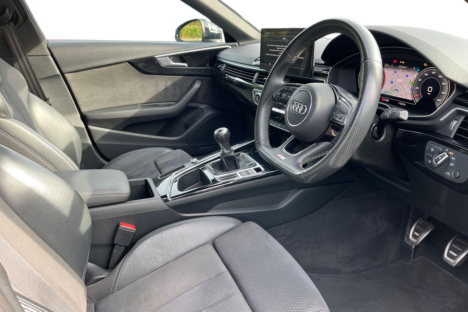 Audi A4 Photo 8