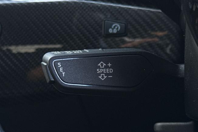 AUDI Rs4 Avant Photo 34
