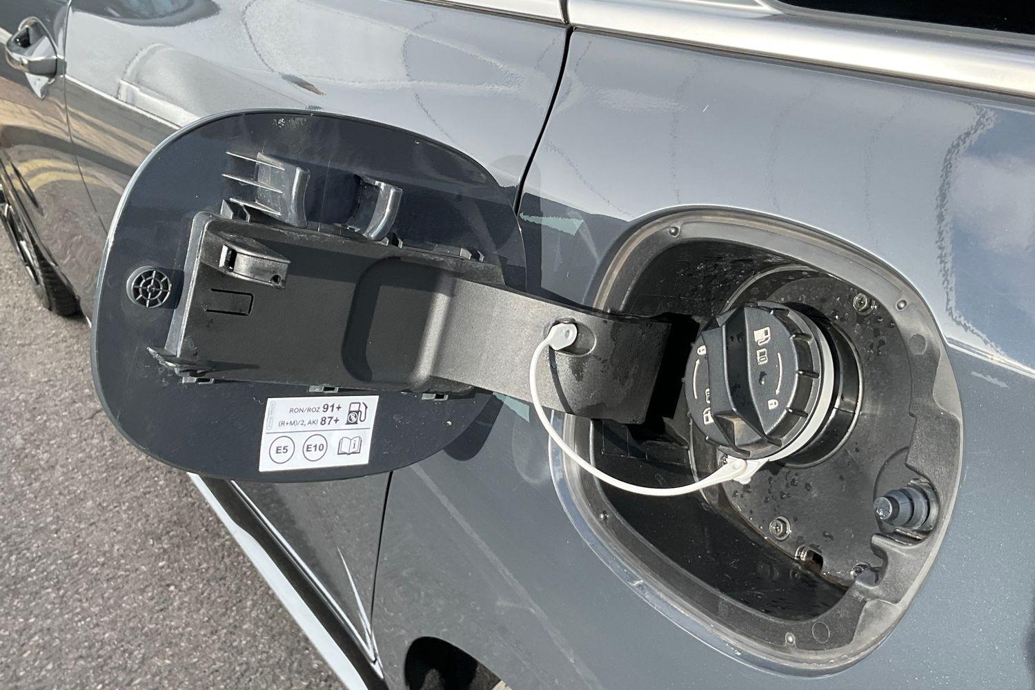 Kia ProCeed Photo 24