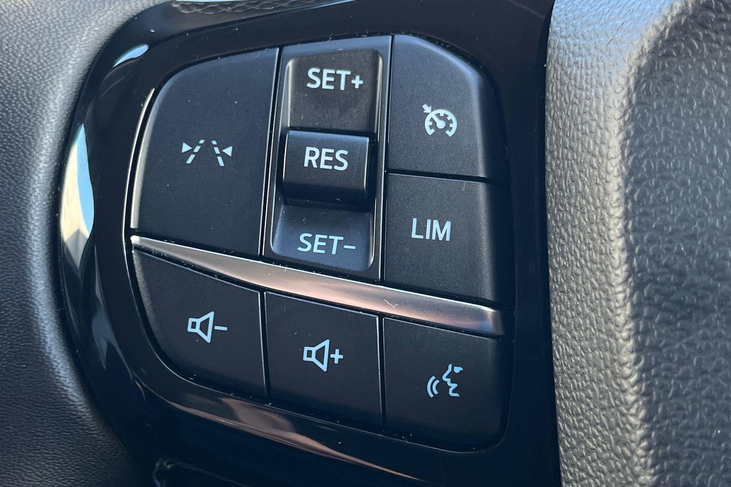 Ford PUMA GEN-E Photo 24