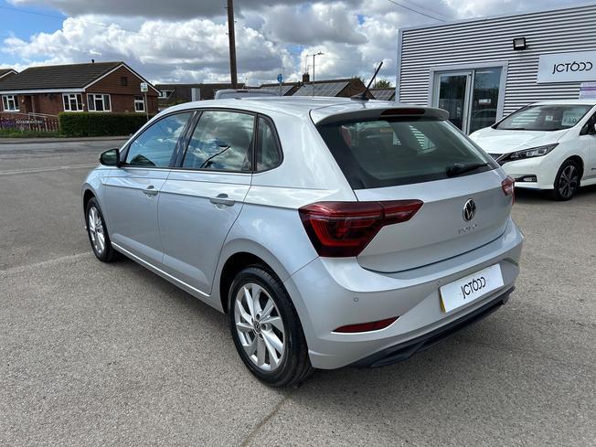 VOLKSWAGEN Polo Photo 23
