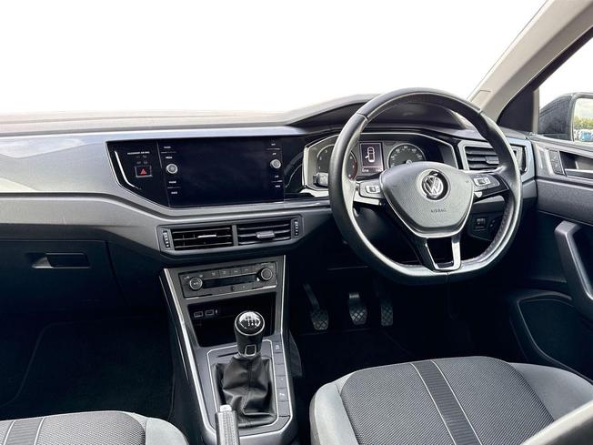 VOLKSWAGEN Polo Photo 11