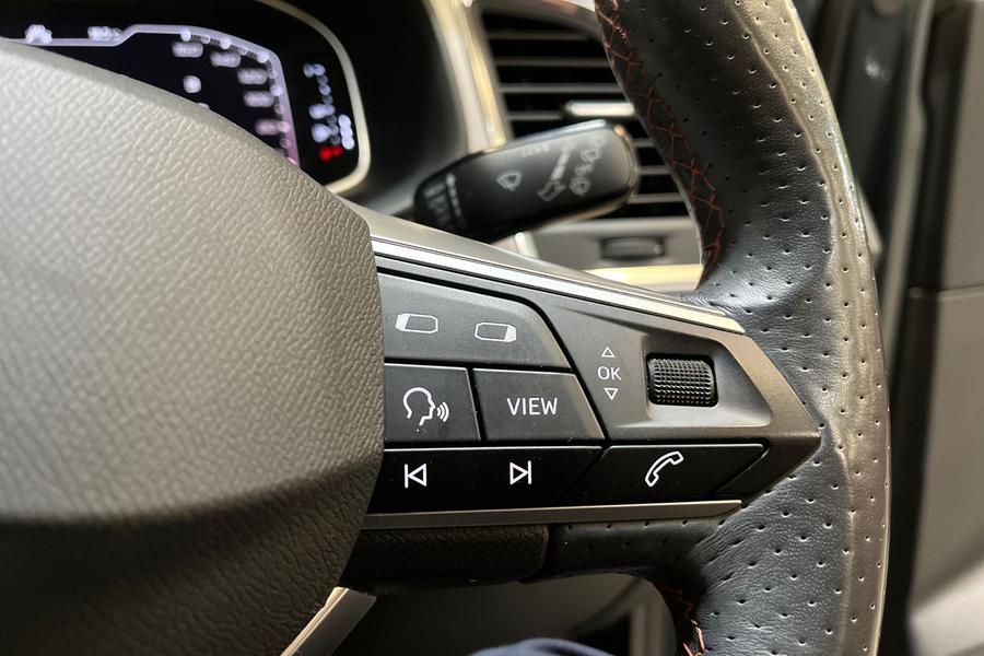 SEAT ATECA Photo autoimg-449b5678d856caf129d45ebb72bdc7fb9a6ddcc5.jpg