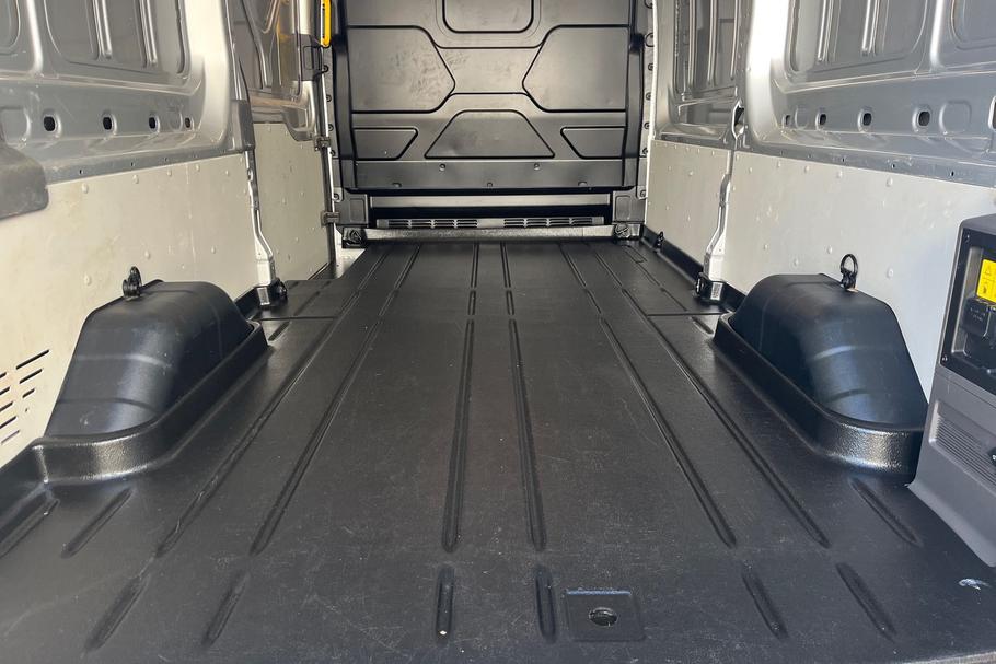 Used Ford E-TRANSIT LM26WXG 4