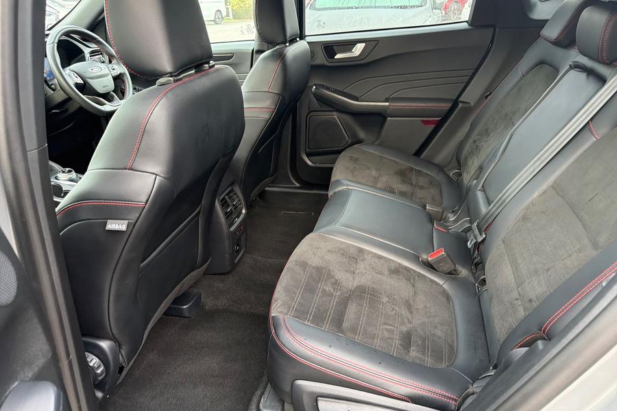 Ford Kuga Photo autoimg-44a0512b41ec9afbcdba96edaf5bc5448b7929a4.jpg