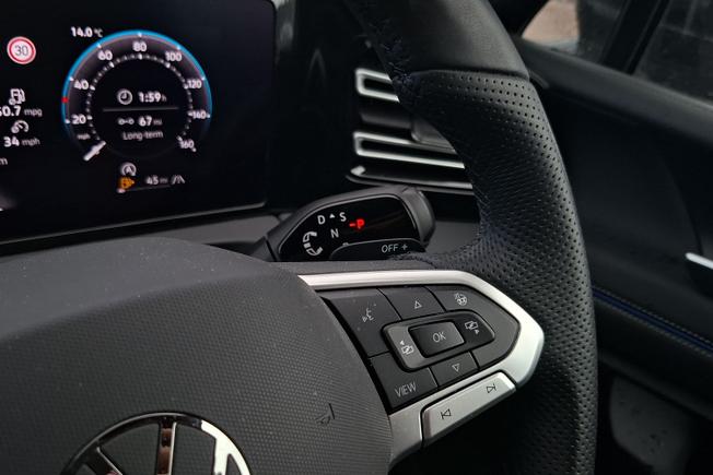VOLKSWAGEN Tiguan Photo 17