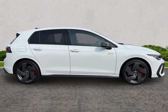 Volkswagen Golf Photo autoimg-44ad53ab48e898ef4cb00a5d40a75b8c225174f0.jpg