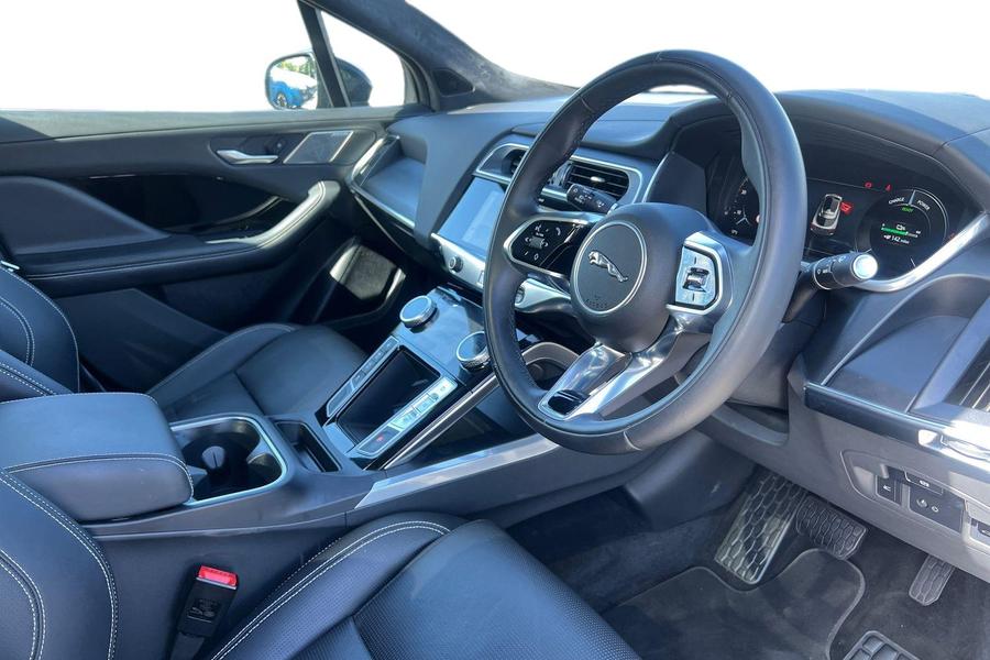 Jaguar I-PACE Photo autoimg-44ae3f16dd1287722f9e4788bb59084c1ebb487b.jpg