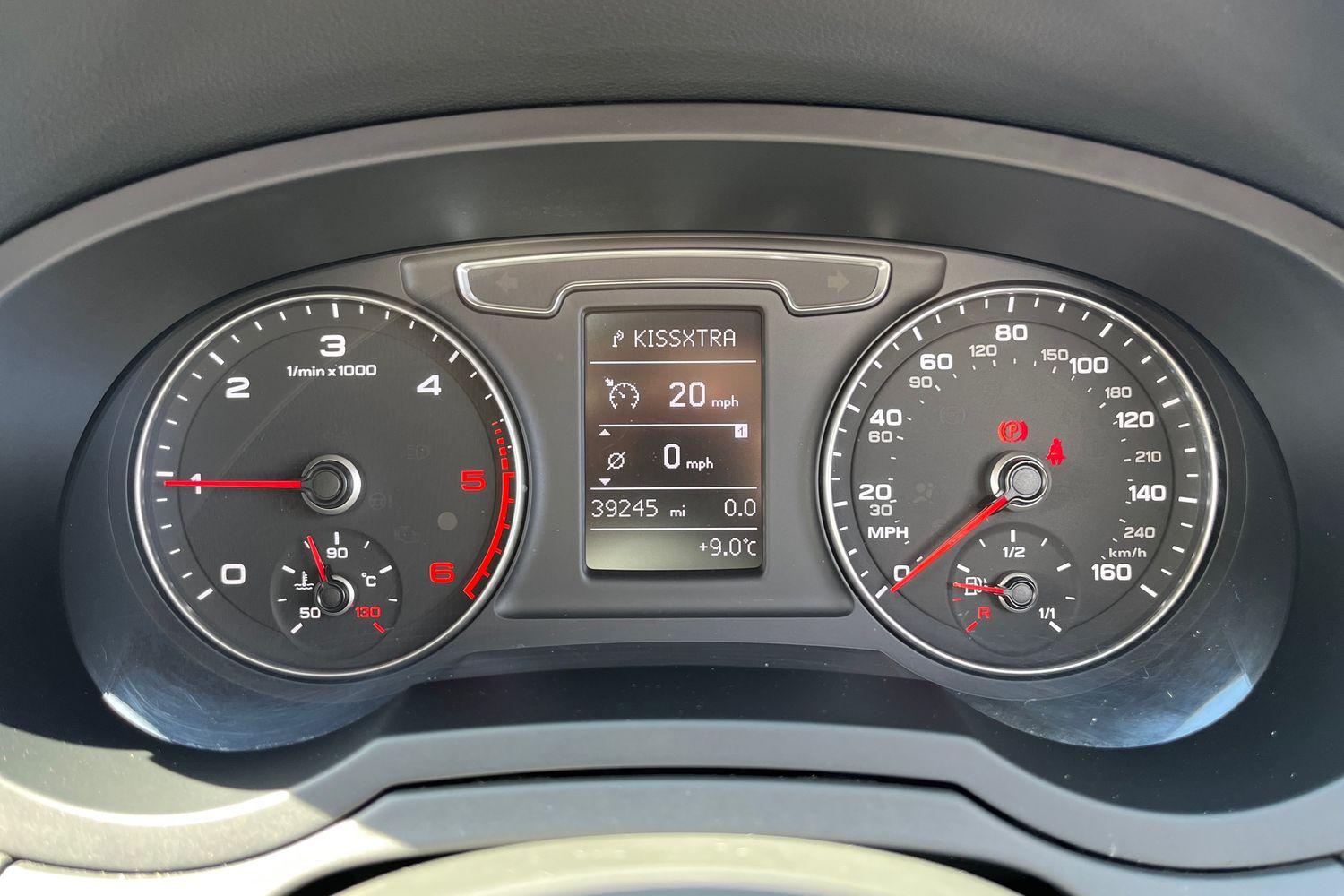 Audi Q3 Photo 12
