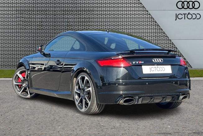 AUDI Tt Rs Photo 3