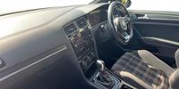 Volkswagen Golf GTI Performance Photo 1