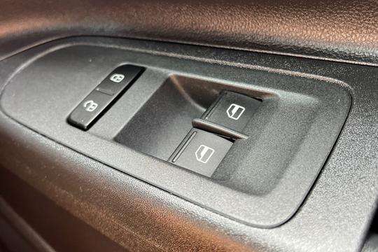 Volkswagen up! Photo autoimg-44bb5db3c422f3ef91c915b9d4747f26f152d9fe.jpg