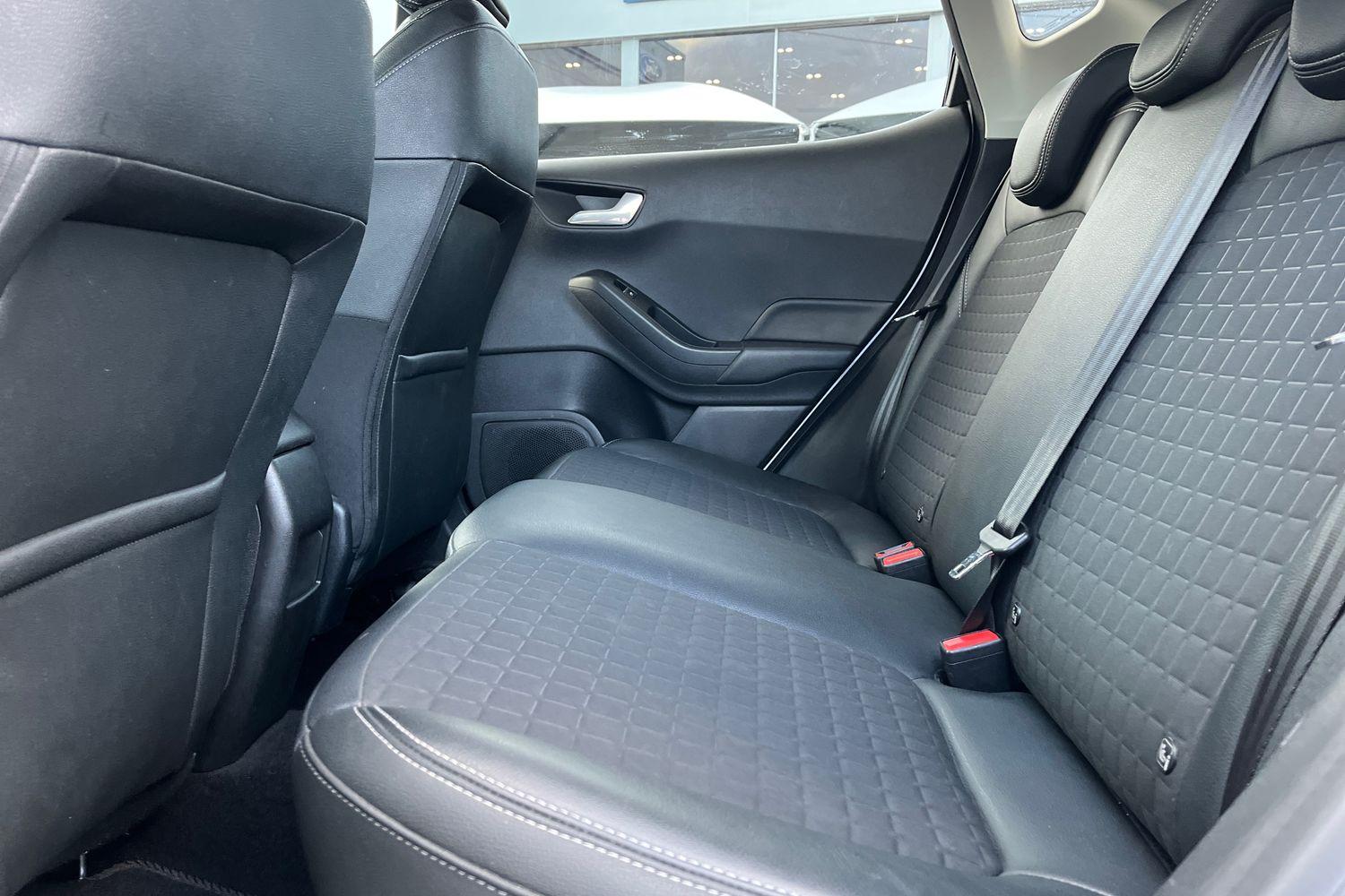 Ford Fiesta Photo 19