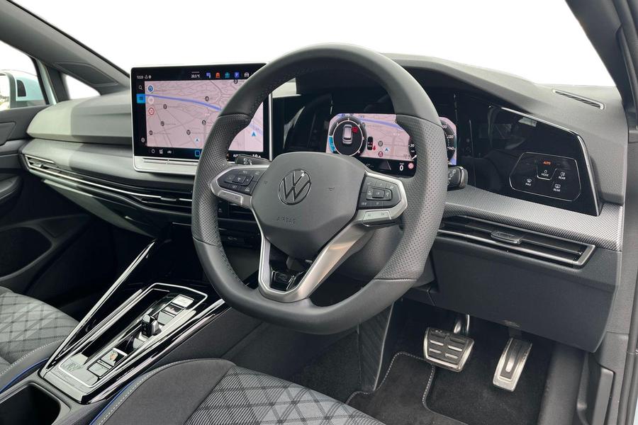 Volkswagen Golf Photo autoimg-44c0990bac864e25441b7222e6d03e5968bfec0d.jpg