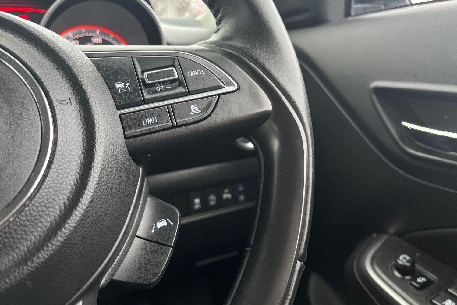 Suzuki SWIFT Photo 34