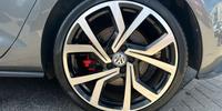 Volkswagen Golf GTI Performance Photo 38