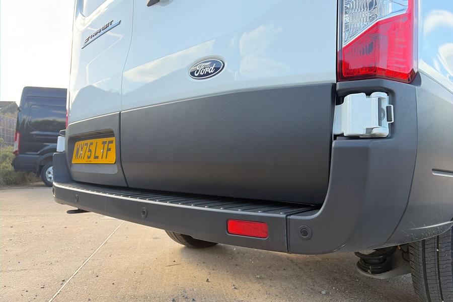 Ford E-TRANSIT Photo autoimg-44c1c1cadd2e69396f4ebd079228696acc877109.jpg