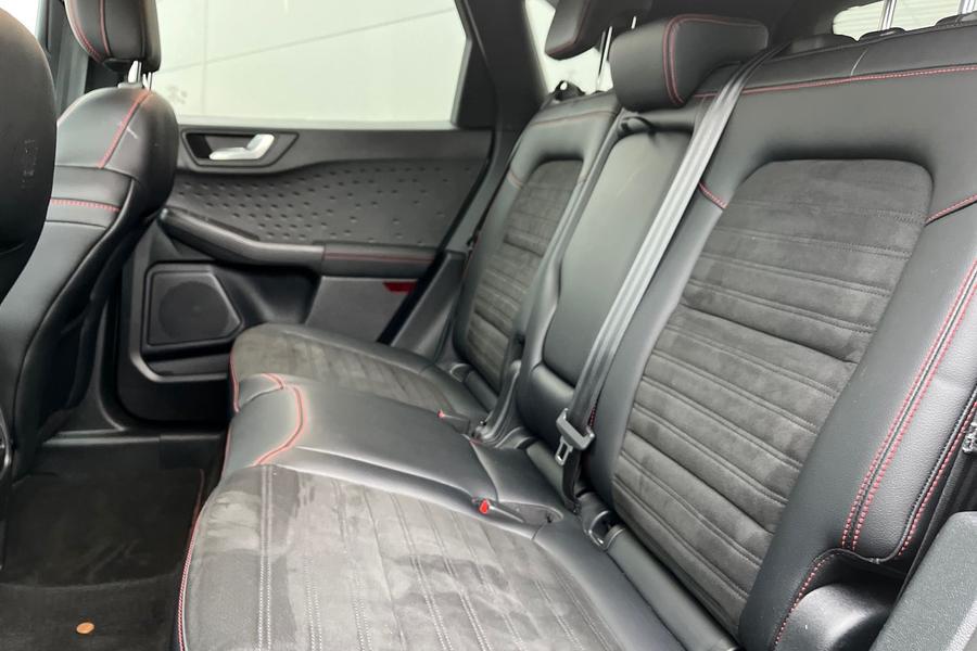 Ford KUGA Photo autoimg-44c3dbe1f2618691a043f14374a31e00557280c7.jpg