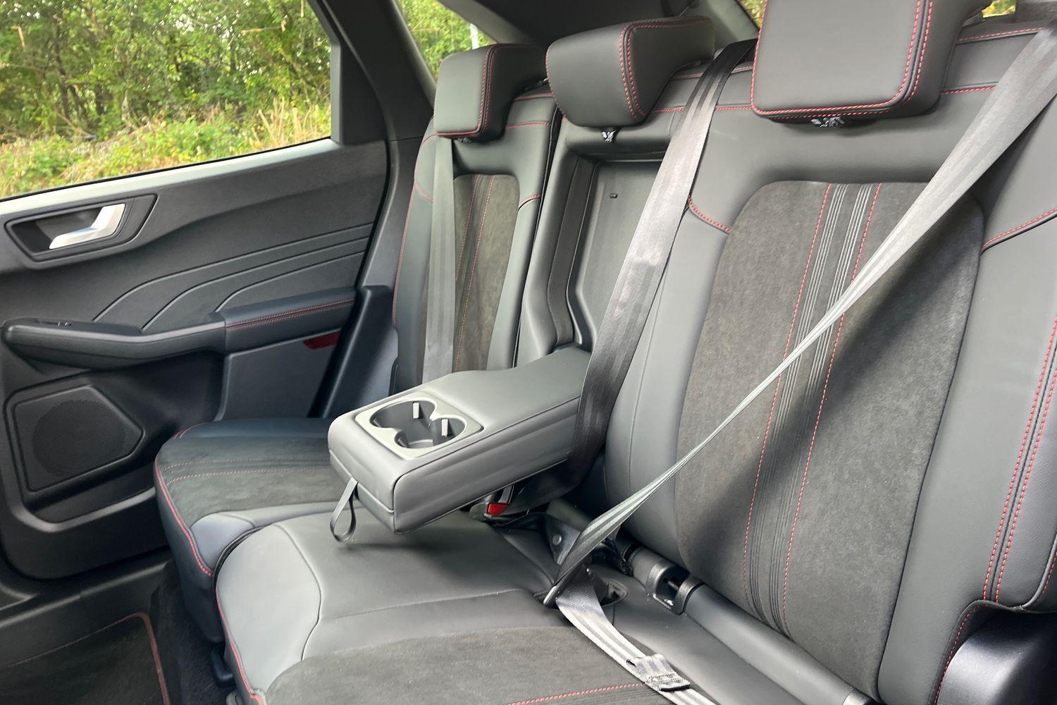 Ford KUGA Photo 34