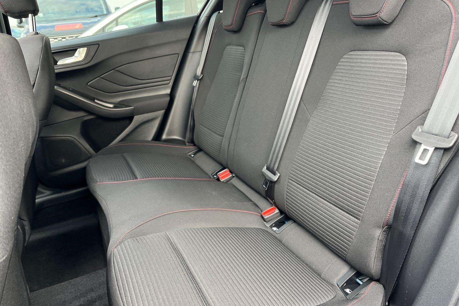 Ford Focus Photo 19