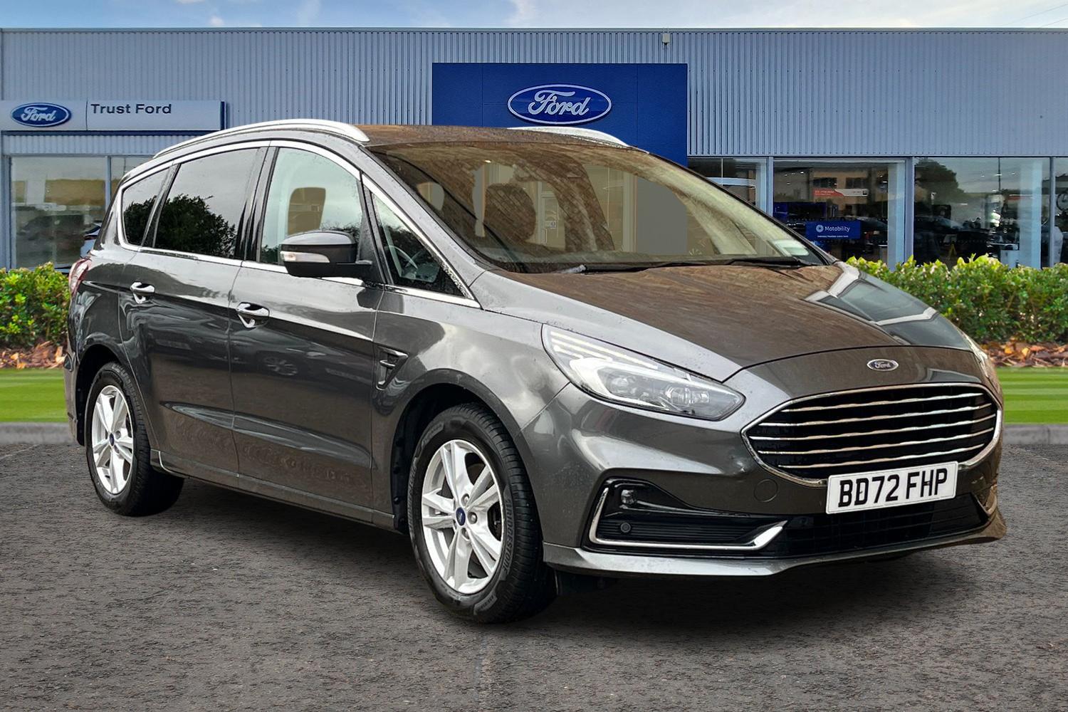 Ford S-MAX Photo 0