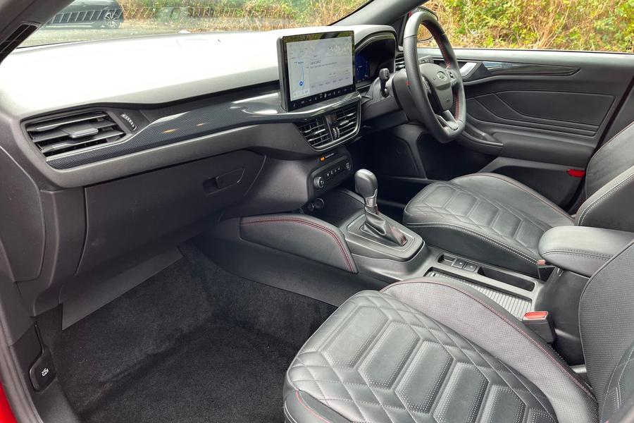 Ford FOCUS Photo autoimg-44cb5a4bcbab4858ac68afd8234d29a128b2adcc.jpg