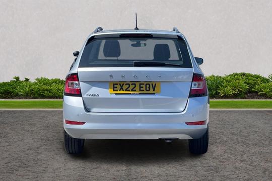 Skoda Fabia Photo autoimg-44ccc80afc54a6bf2c3dda7d675280e2ff7c4940.jpg