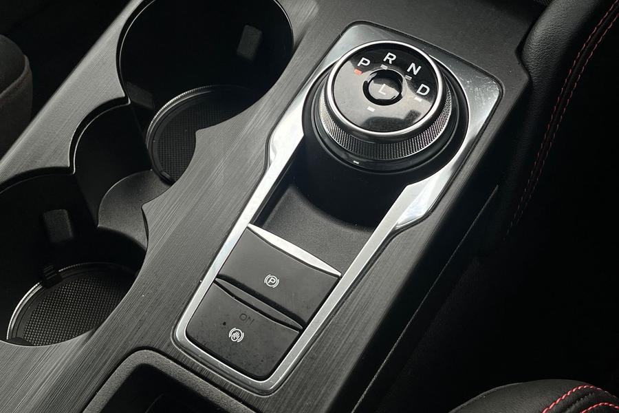 Ford KUGA Photo autoimg-44cddf8490e645278988fbcbd86434c0a1f71588.jpg