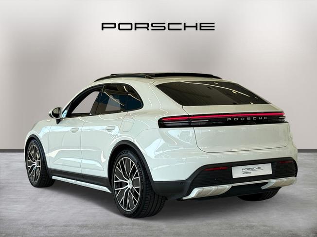 PORSCHE Macan Photo 5