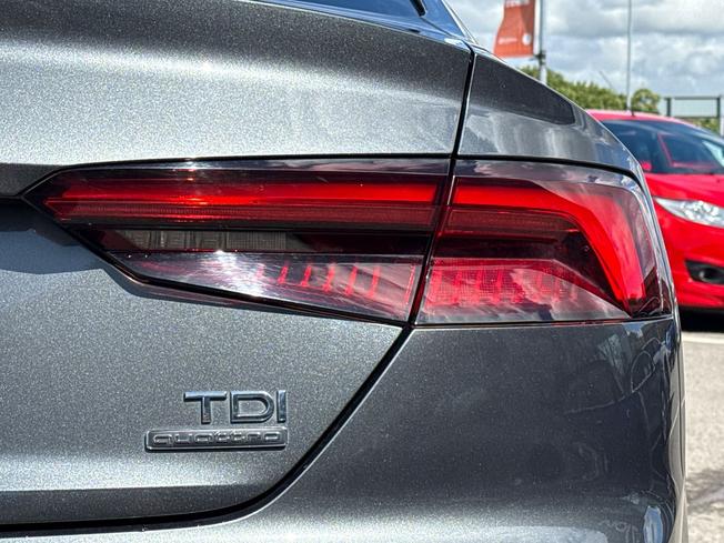 AUDI A5 Photo 31