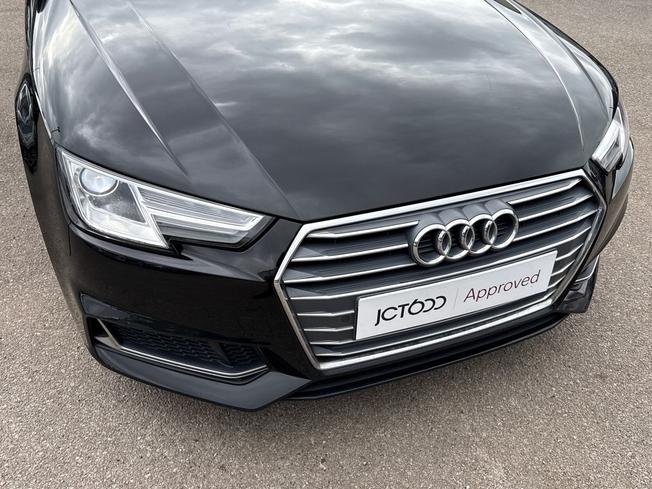 AUDI A4 Avant Photo 31