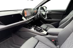 Audi Q4 e-tron Photo 2
