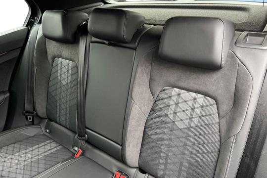 Volkswagen Golf Photo autoimg-44d8f6f9069957774886471a8ceead49ac850e48.jpg