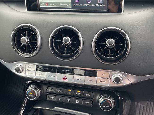 Kia Stinger Photo 34