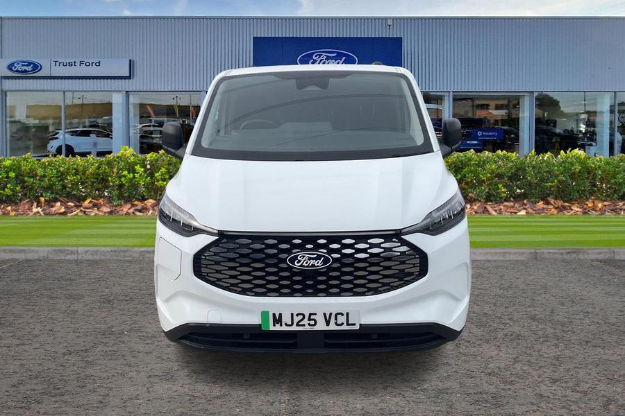 Ford E-Transit Custom Photo autoimg-44d9823752834910c753dd92fc294a5bc6c6093b.jpg