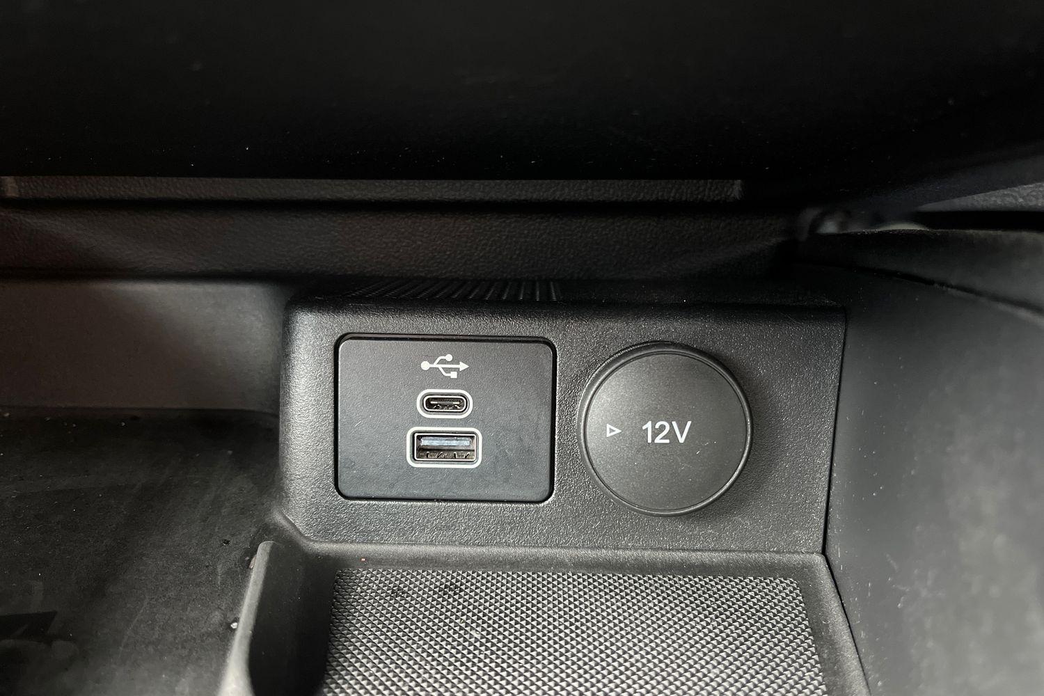 Ford FOCUS Photo 36