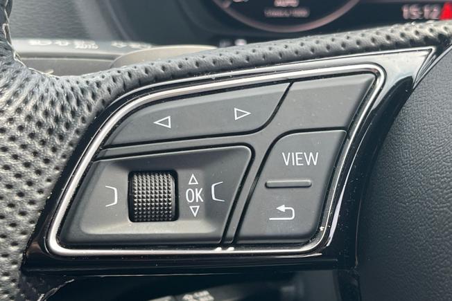 AUDI Q2 Photo 16