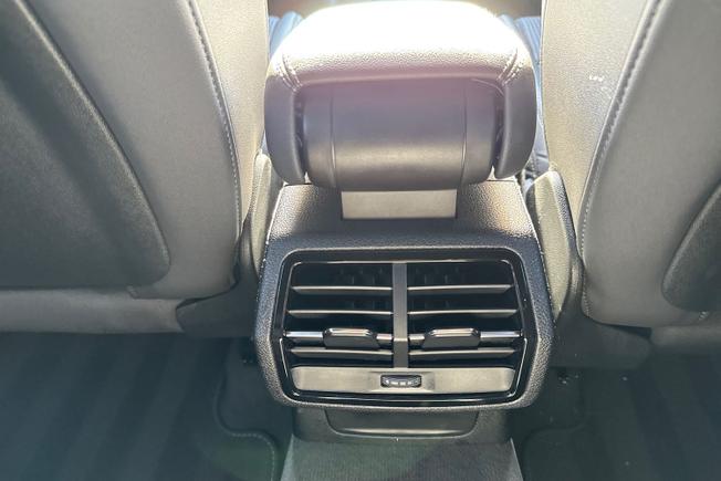 AUDI Q3 Photo 49