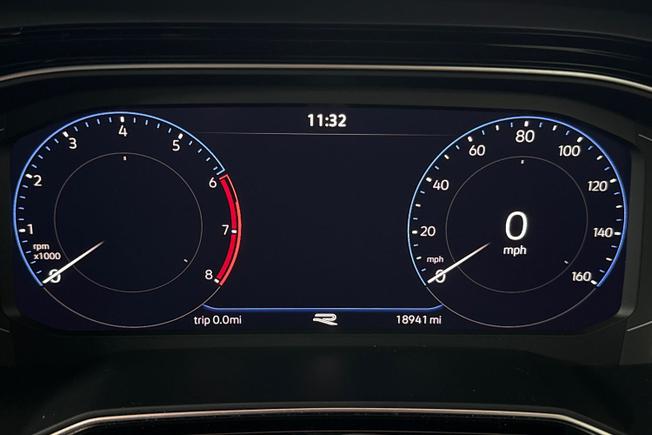 VOLKSWAGEN Polo Photo 15