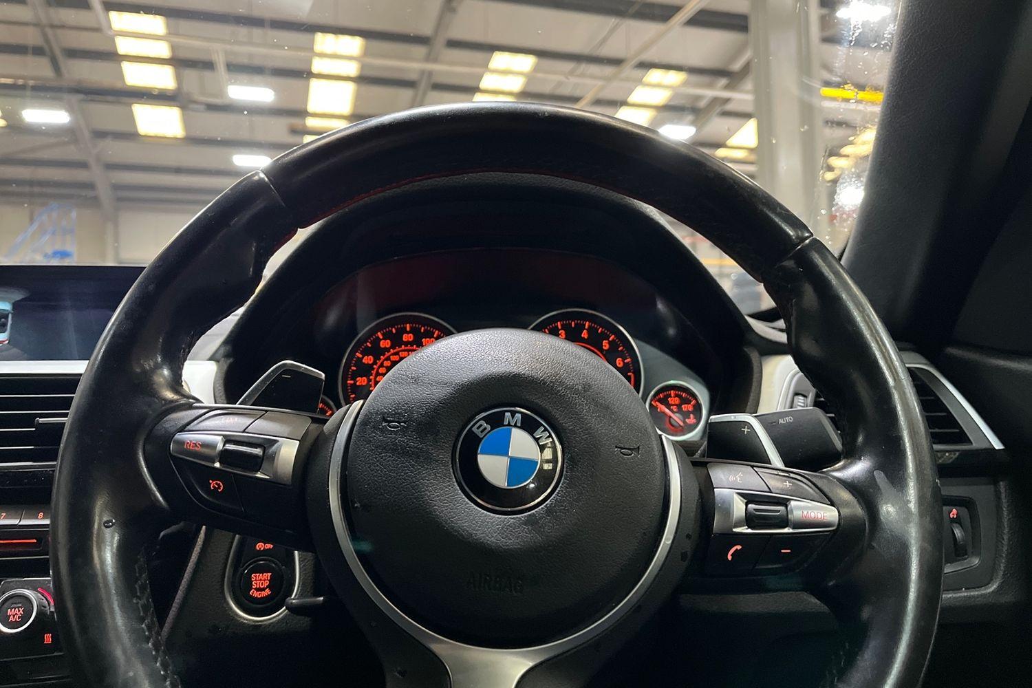 BMW 4 SERIES Photo 11