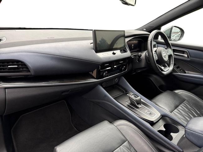NISSAN Qashqai Photo 2