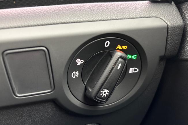 VOLKSWAGEN T-Cross Photo 29