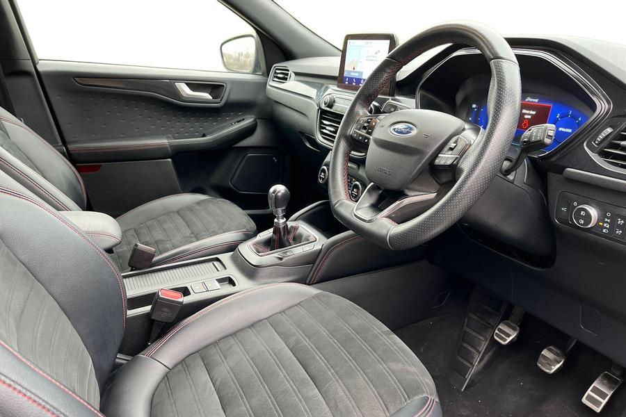 Ford KUGA Photo autoimg-44e9faa4d03d3e8acb4fba8fe02bf23a84c58550.jpg