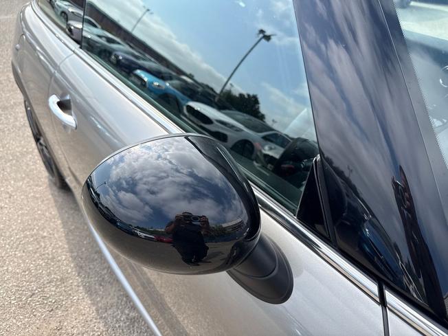 MINI Hatch Photo 20