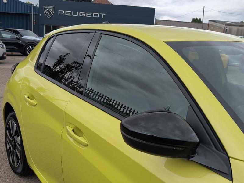 Used Peugeot 208 WP25YOR 27