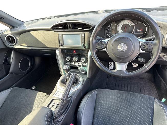 TOYOTA GT86 Photo 10