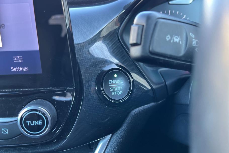 Used Ford PUMA LE69LNM 28