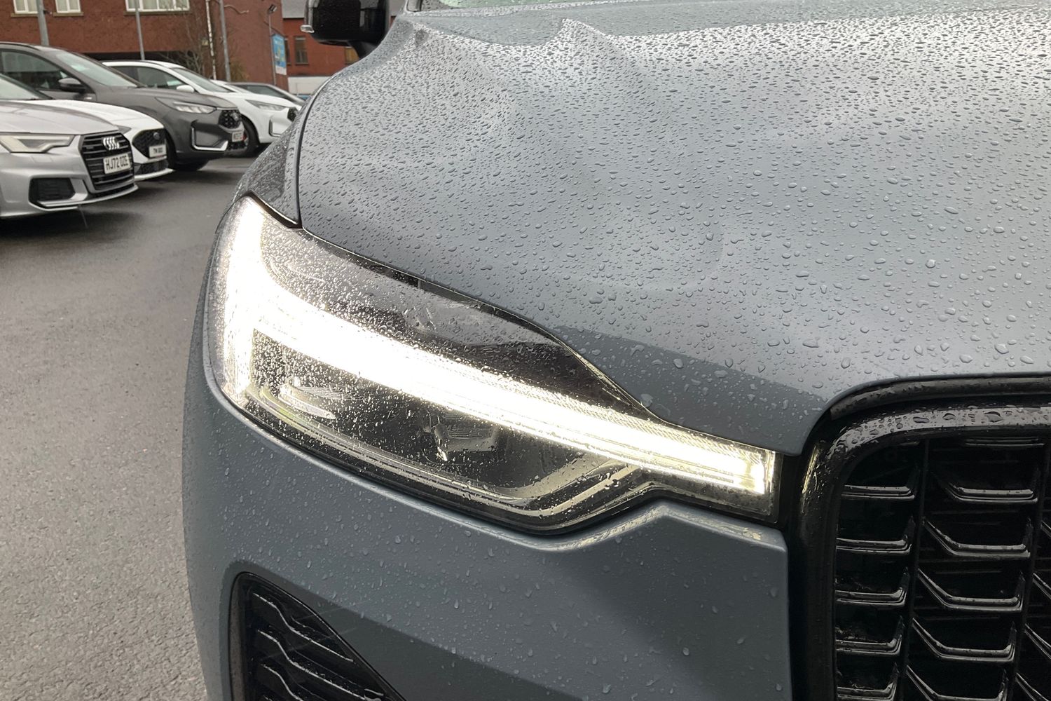 Volvo XC60 Photo 36