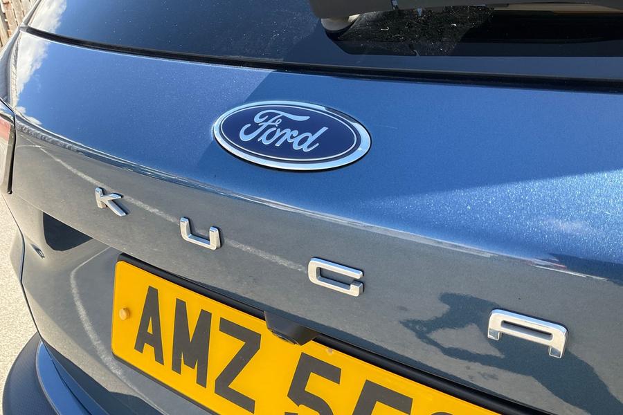 Ford Kuga Photo autoimg-45011c15f641f3f5d208fcb090b46902b9bb5037.jpg